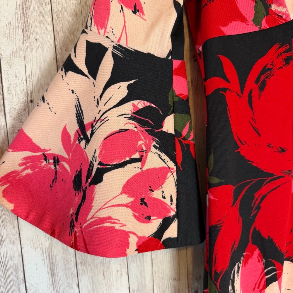 Trina Turk 'Sena' Black Pink Floral Bell Sleeve V-Neck Ponte Dress 8 - Picture 3 of 10